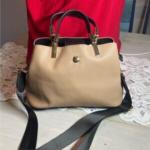 Like Dreams Women’s Simpler Times Bucket Crossbody